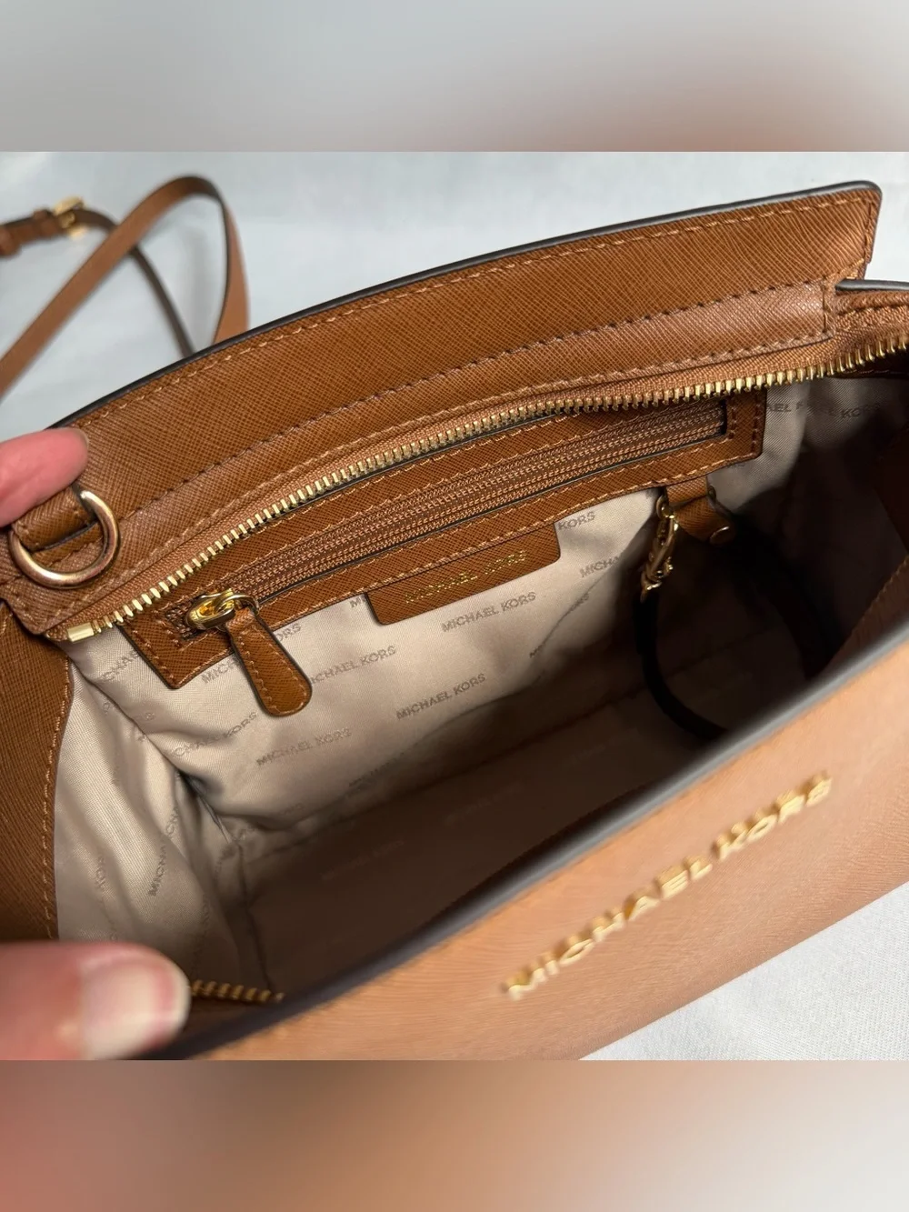 Michael Kors up sale